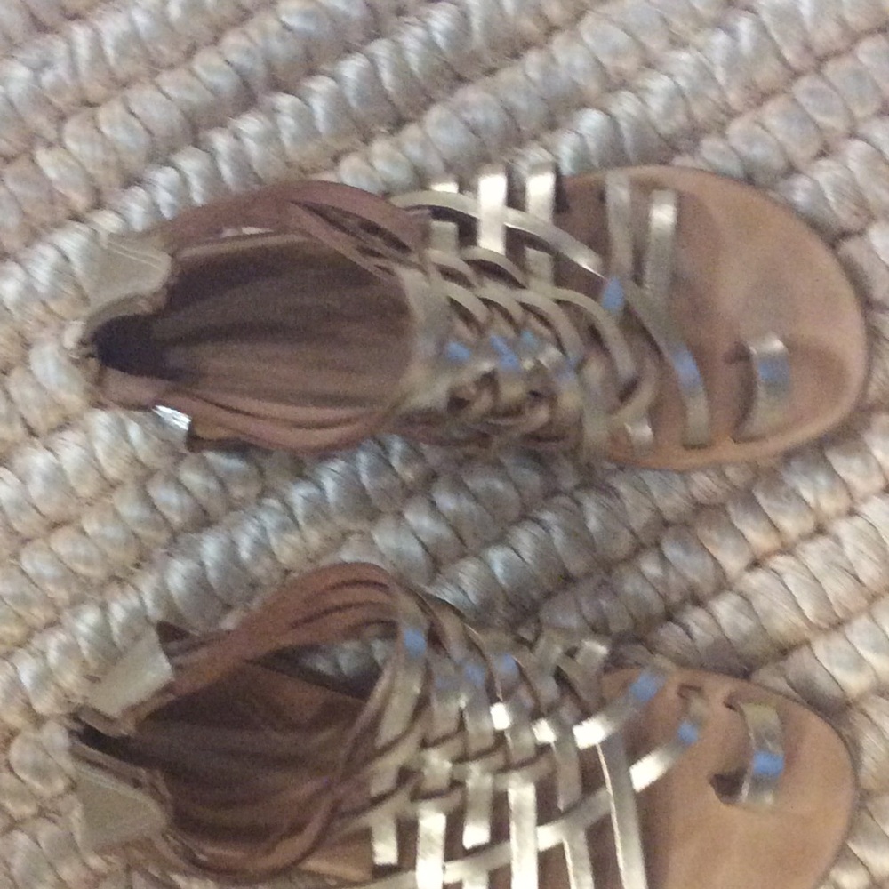 New B&B handmade metallic gold zipper Greek sandal